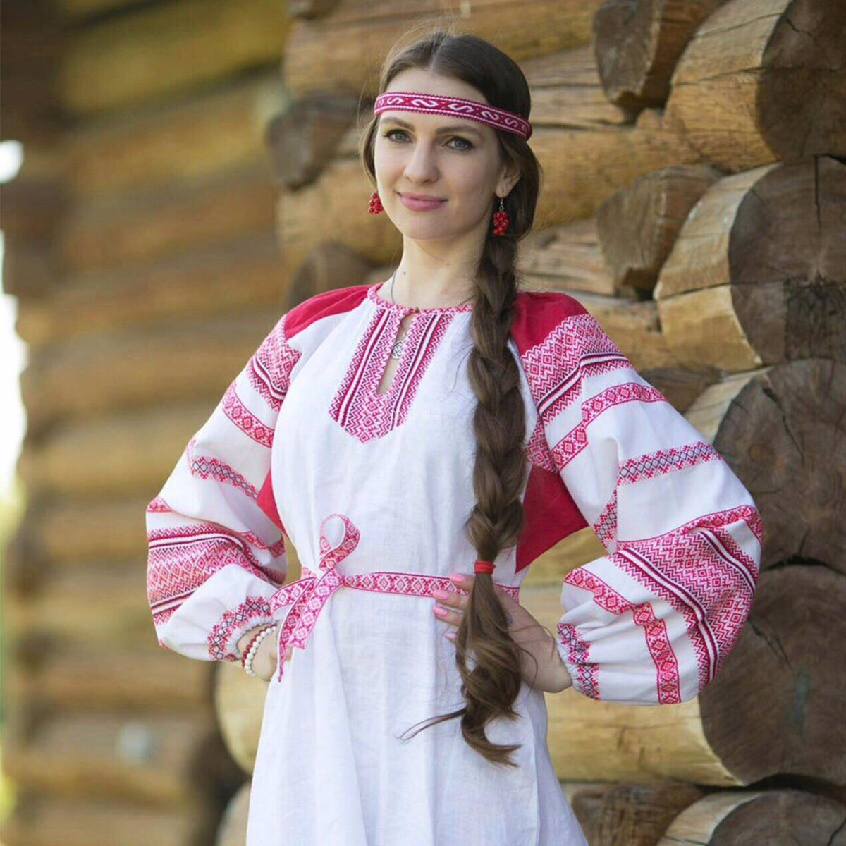 Girls in Slavic costumes in Shenyang