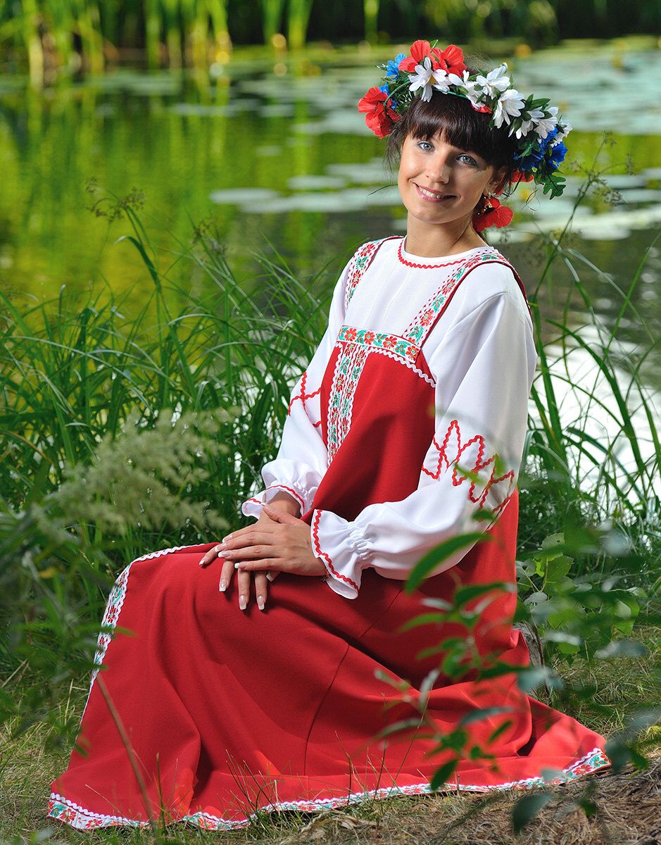 Beautiful girl Girls in Slavic costumes in Shenyang