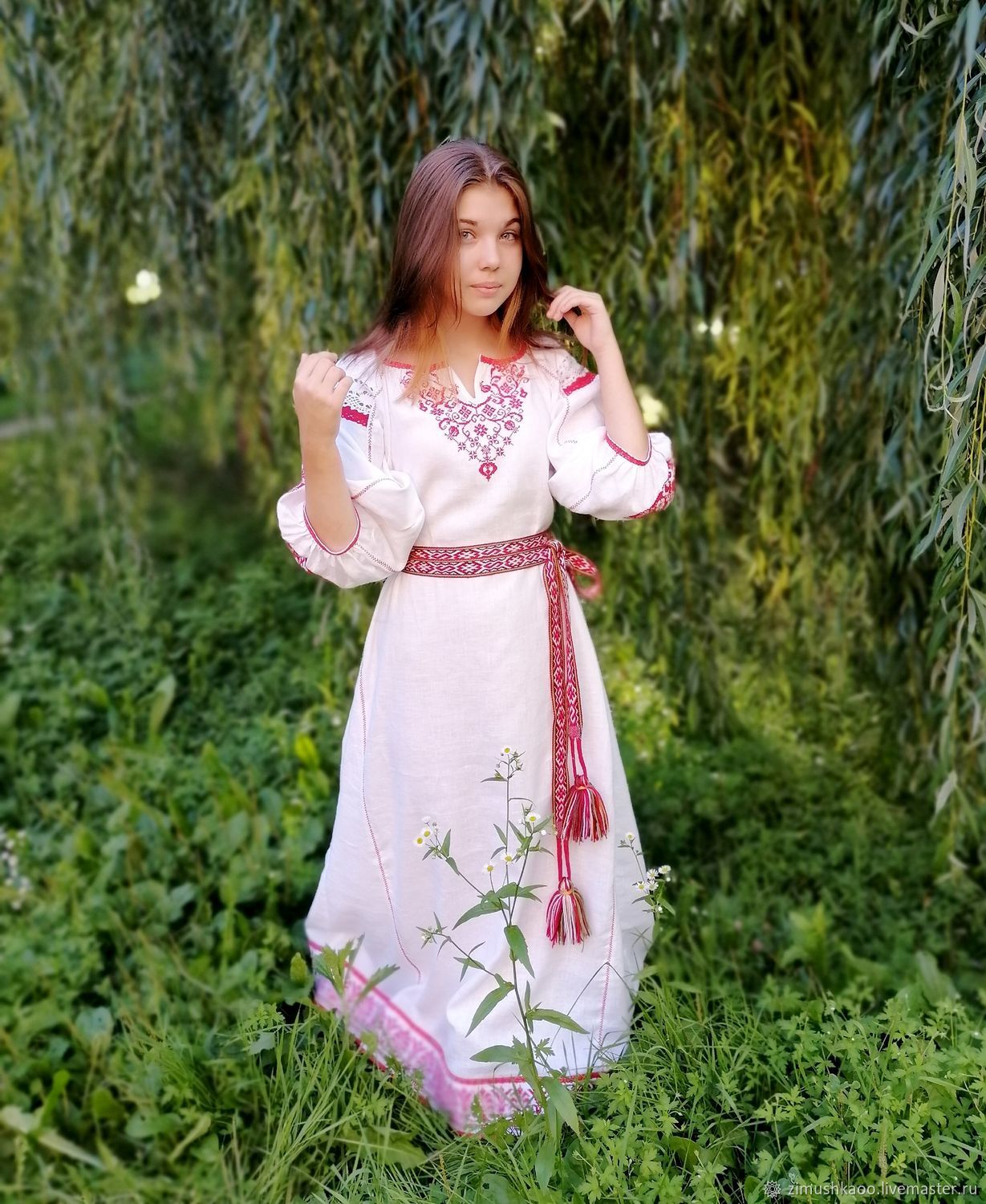 Girl Girls in Slavic costumes in Shenyang