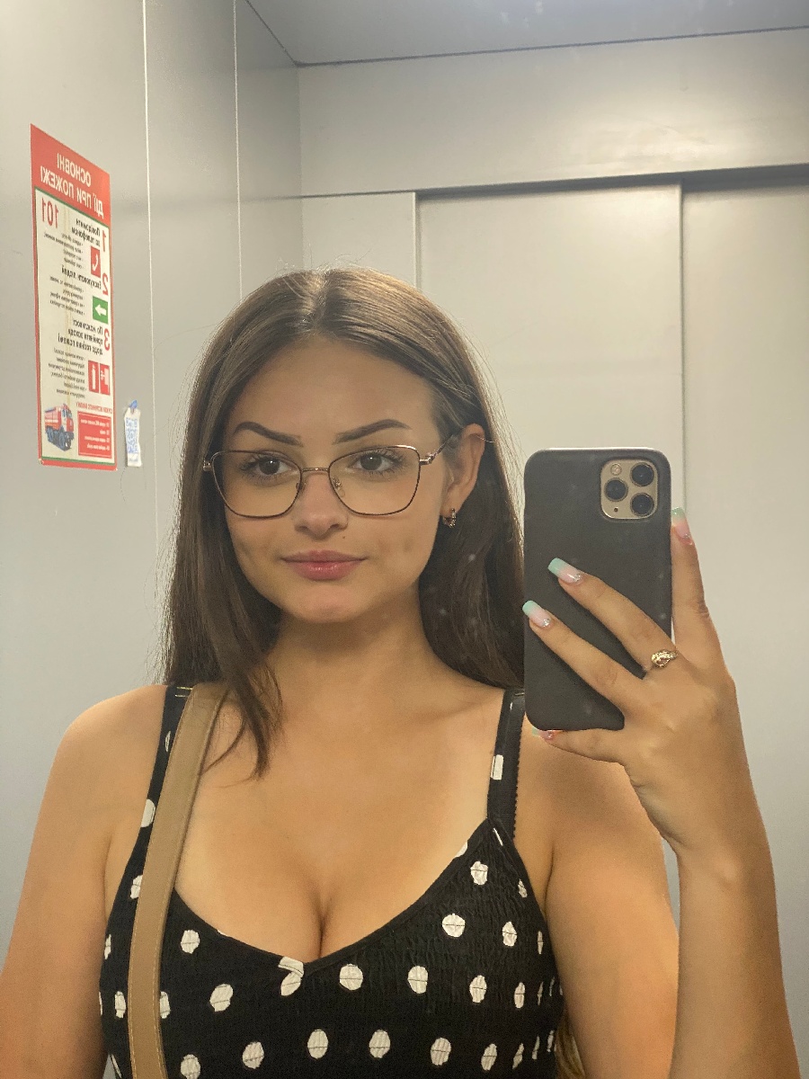 Sexy model Stacy in Shenyang