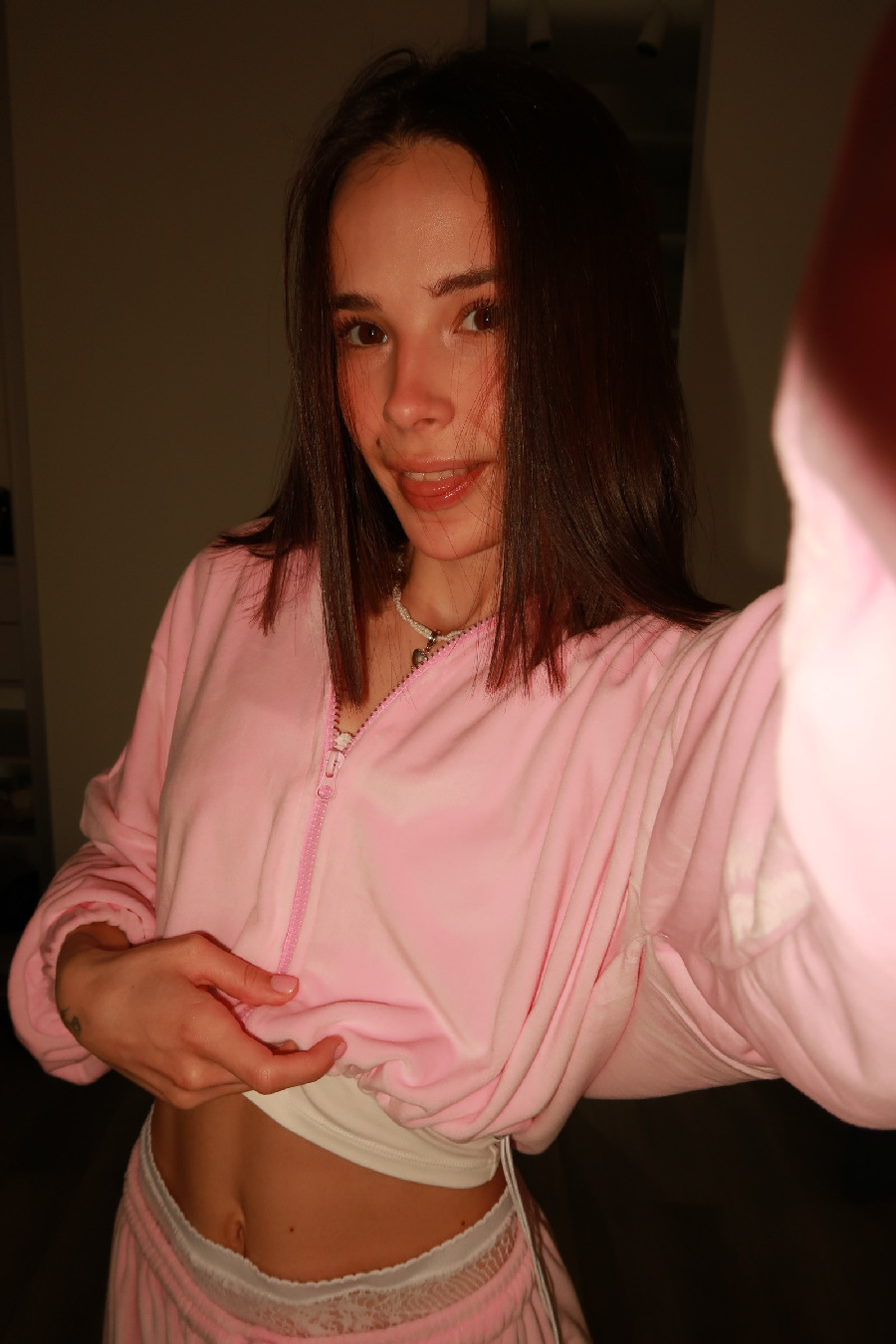 Tina brings the glow — live moments in Shenyang